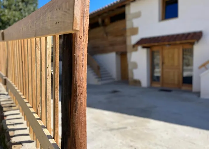 Paorra Baserria * Айя