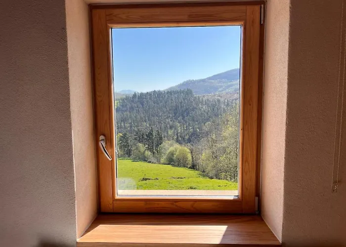 Paorra Baserria * Айя