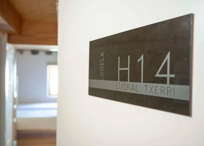 Paorra Baserria Отель Айя